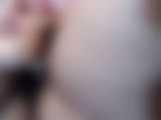 Live cam show with Molly - Asian Curvy on TeamSkeetLive