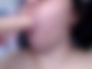 Live cam show with Molly - Trimmed Asian on AdultVida.com