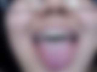 Live cam show with Molly - Dildo Brown Hair on AdultVida.com