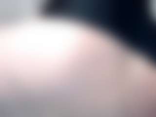 Live cam show with Molly - Blowjob Brown Hair on AdultVida.com
