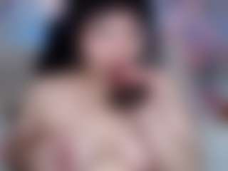 Live cam show with Molly - Asian Big Tits on AdultVida.com