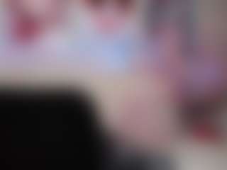 Live cam show with Molly - Thong on hrnylive.com