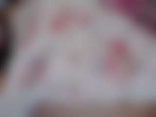 Live cam show with Molly - Trimmed Asian on friskycurves.com