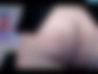 Live cam show with Molly - Tease Asian on Camsoda