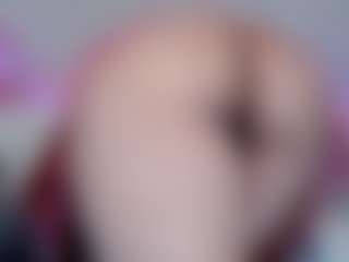 Live cam show with Molly - Squirt on Camsoda