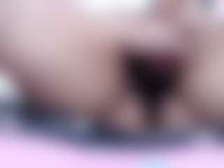 Live cam show with Molly - Dildo Brown Hair on galaxygirlnitro.com