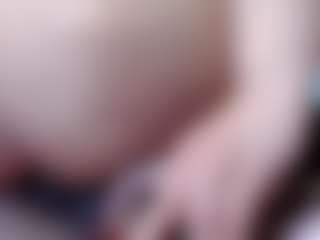 Live cam show with Molly - Asian Lovense on friskycurves.com