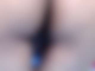 Live cam show with Molly - Big Tits on slutload