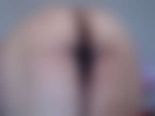 Live cam show with Molly - Anal Toys on testsause.com