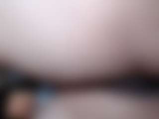 Live cam show with Molly - Spank on Camsoda