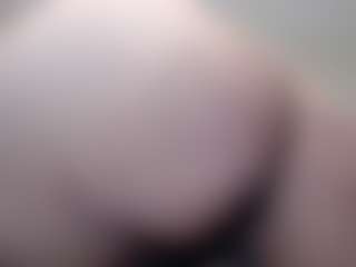 Live cam show with Molly - Brown Hair on Camsoda