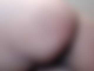 Live cam show with Molly - Brown Eyes Asian on Camsoda
