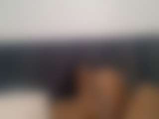Live cam show with misskellyy - Ebony on CamSodaAdn | canada