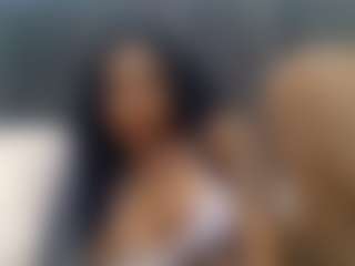 Live cam show with misskellyy - Black on Latina Girls