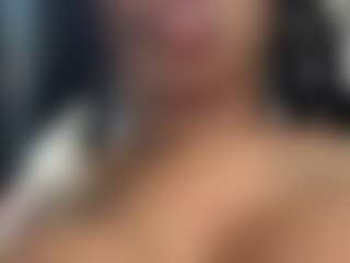 Live cam show with misskellyy - Lovense on milfzrlive.com