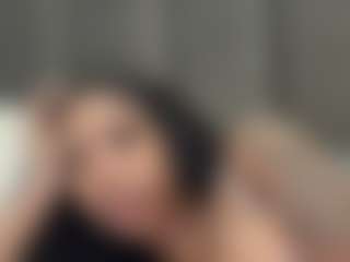 Live cam show with misskellyy - Shaved Pussy on EXY