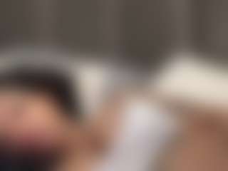 Live cam show with misskellyy - Squirt on Cam Slut