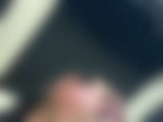 misskellyy's Live Sex Cam Show