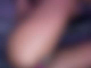 misskellyy's Live Sex Cam Show