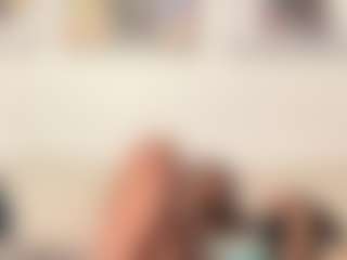 misskellyy's Live Sex Cam Show
