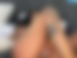 misskellyy's Live Sex Cam Show
