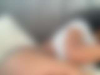 misskellyy's Live Sex Cam Show