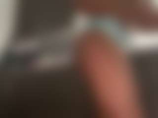 misskellyy's Live Sex Cam Show