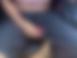 Live cam show with misskellyy - Bedroom Black on camtv