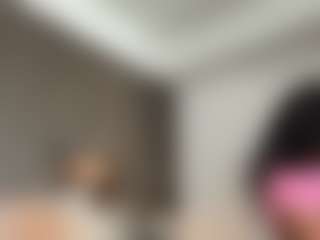 Live cam show with misskellyy - Ebony on Camsoda | canada