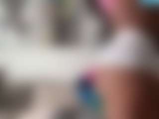 misskellyy's Live Sex Cam Show