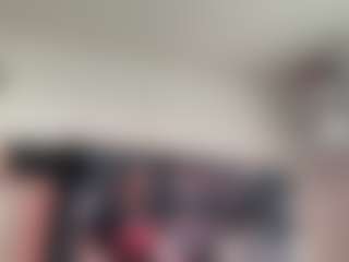 Live cam show with misskellyy - College on Camsoda