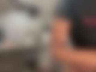misskellyy's Live Sex Cam Show