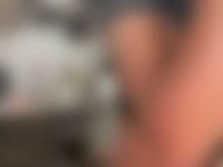 misskellyy's Live Sex Cam Show