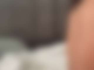 misskellyy's Live Sex Cam Show