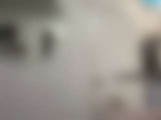 Live cam show with misskellyy - Tease Black on Dolls Live