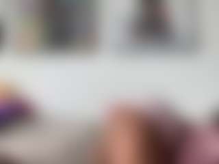 misskellyy's Live Sex Cam Show