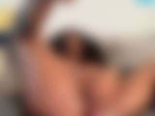 misskellyy's Live Sex Cam Show