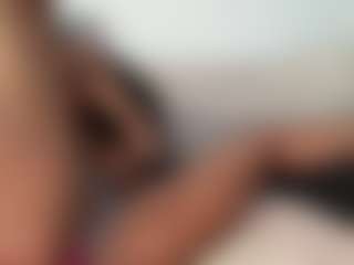 misskellyy's Live Sex Cam Show