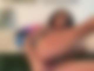 misskellyy's Live Sex Cam Show