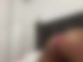 misskellyy's Live Sex Cam Show