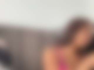 Live cam show with misskellyy - Bedroom on testsause.com