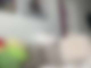 Live cam show with misskellyy - Ebony Toys on madthumbs