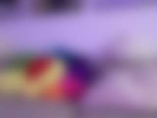 Live cam show with misskellyy - Black Shaved Pussy on dropp.cam