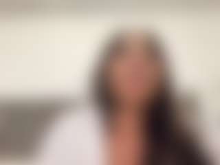Live cam show with misskellyy - Brown Eyes Black on liverealitysex.com