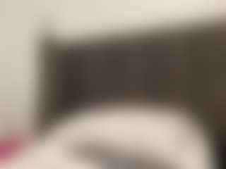 misskellyy's Live Sex Cam Show