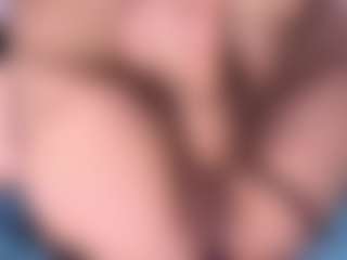 Live cam show with Anny - White on boobsie.com | colombia