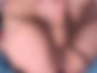 Live cam show with Anny - Big Tits on boobsie.com