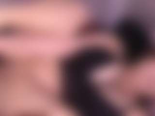 Live cam show with Anny - Strip on AdultVida.com