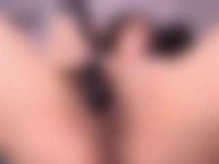 Live cam show with Anny - Facial on StripNow
