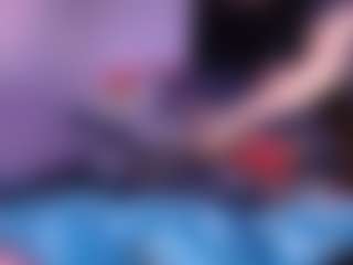 Live cam show with Anny - Toys on 1on1-livenow